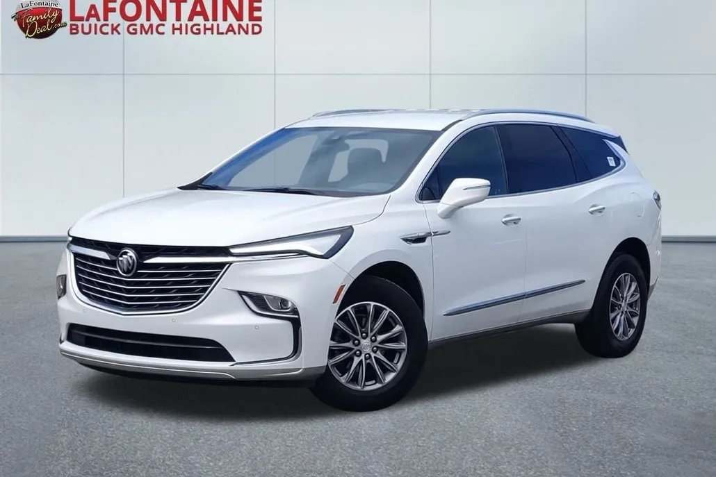 2022 Buick Enclave Essence photo 1