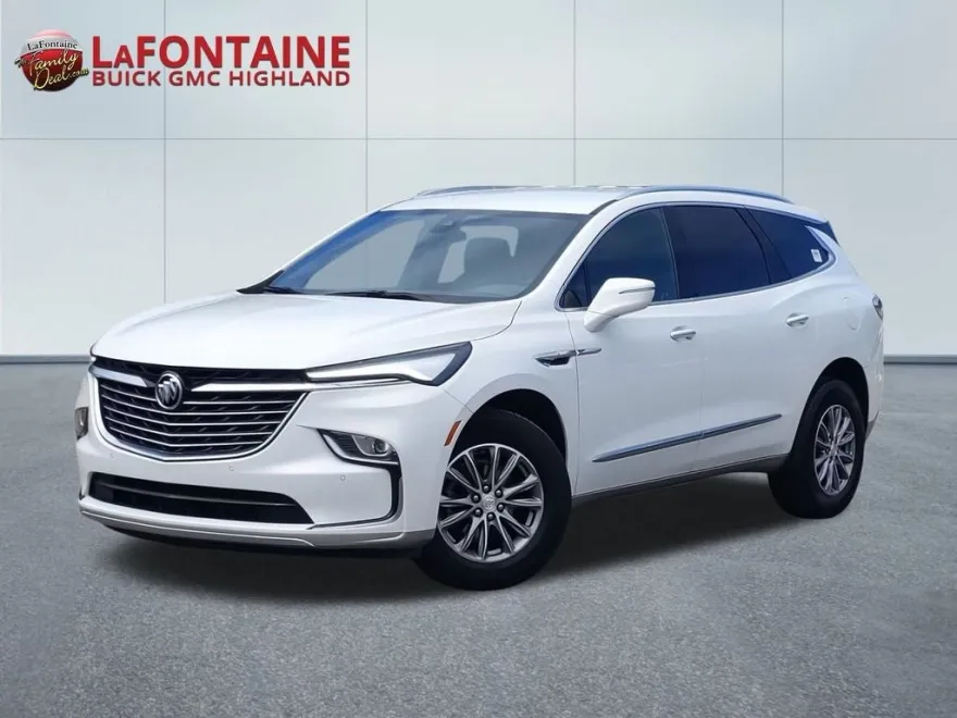 2022 Buick Enclave Essence photo 1