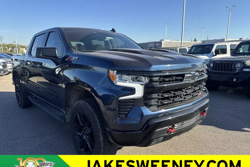 2022 Chevrolet Silverado 1500 LT Trail Boss photo 1