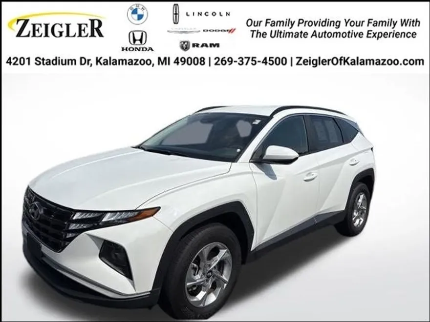 2024 Hyundai Tucson SEL photo 1