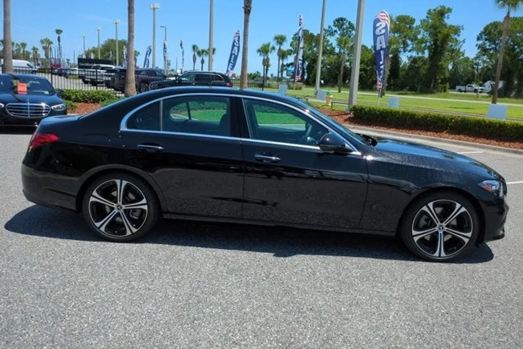 2025 Mercedes Benz C 300 photo 1