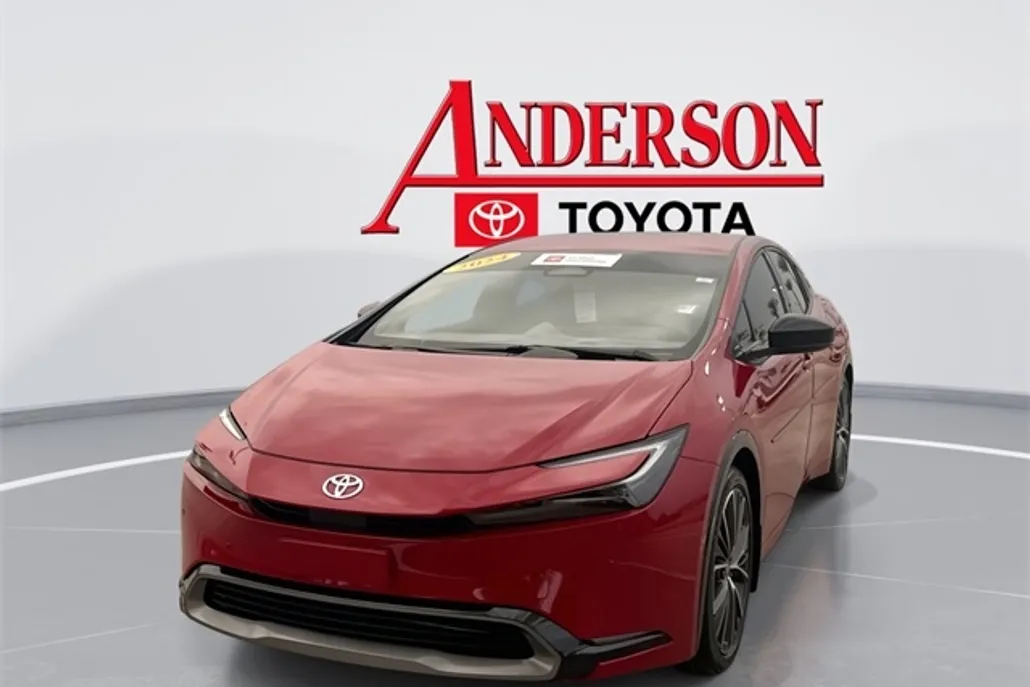 2024 Toyota Prius XLE photo 1