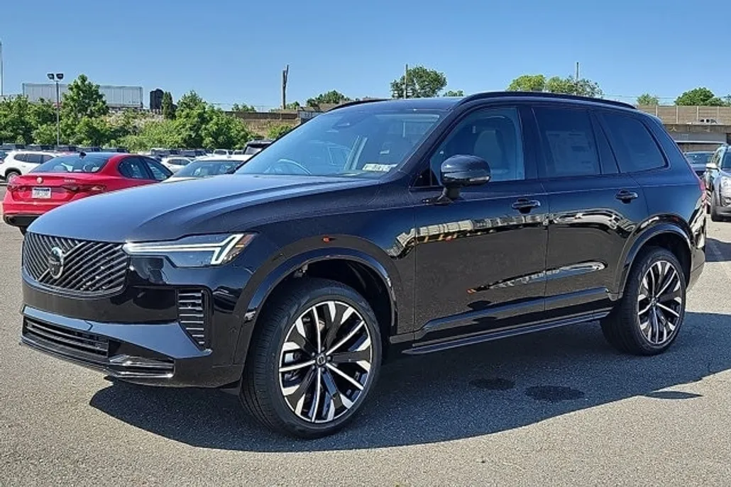 2026 Volvo XC90 photo 1