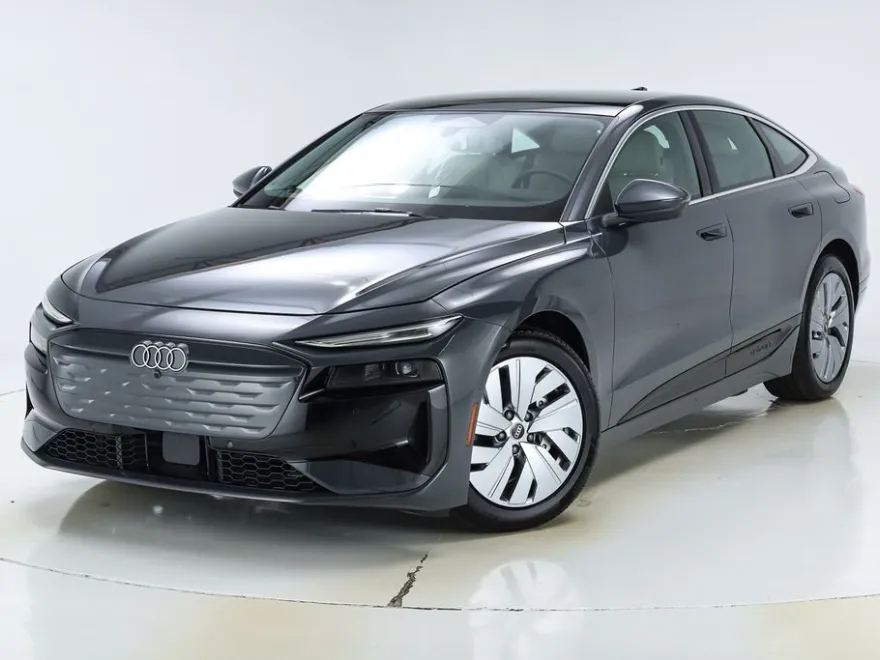 2025 Audi A6 Quattro Ultra photo 1