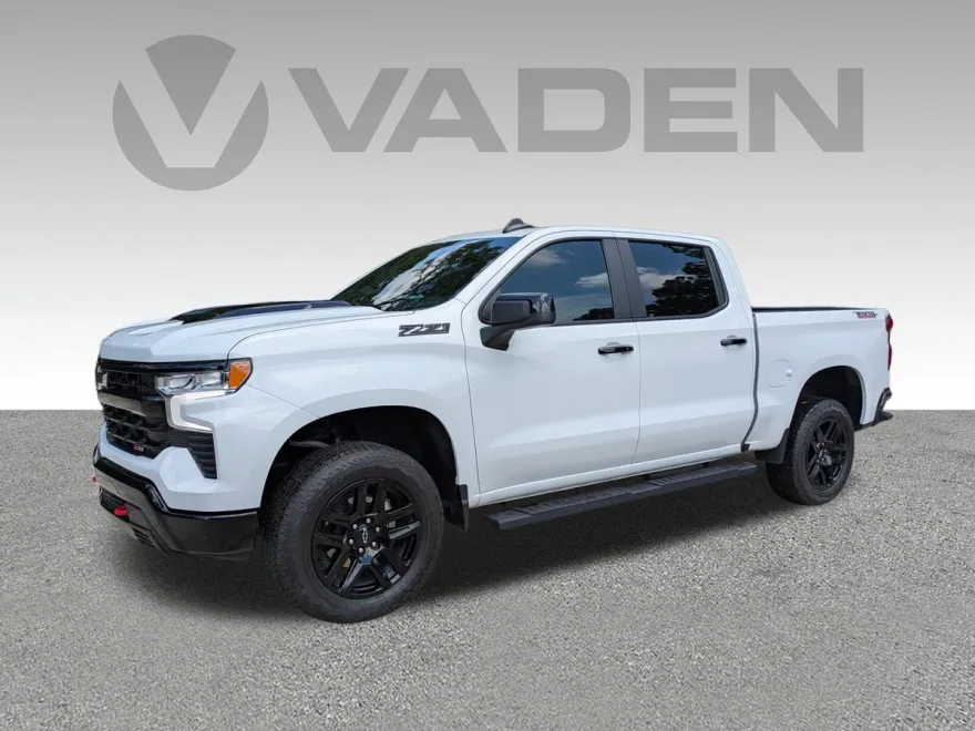2024 Chevrolet Silverado 1500 LT Trail Boss photo 1