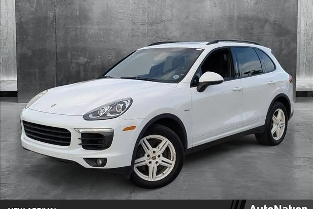 2015 Porsche Cayenne Diesel photo 1