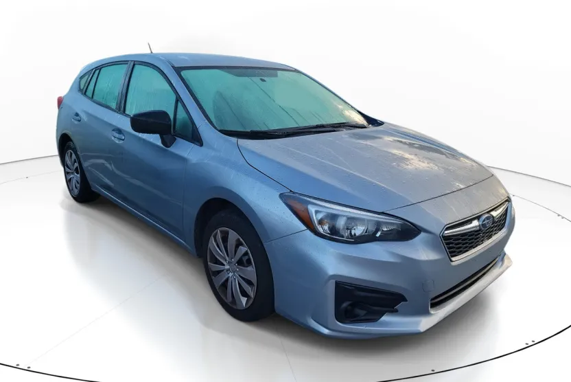 2019 Subaru Impreza 2.0i photo 1