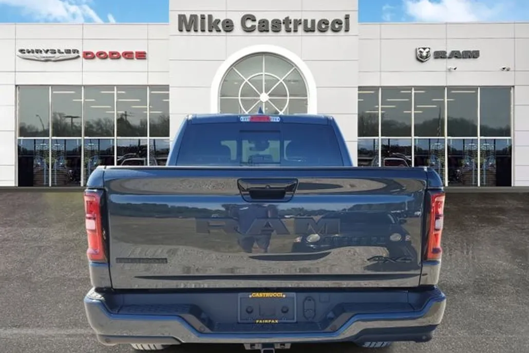 2025 Ram 1500 Big Horn photo 1