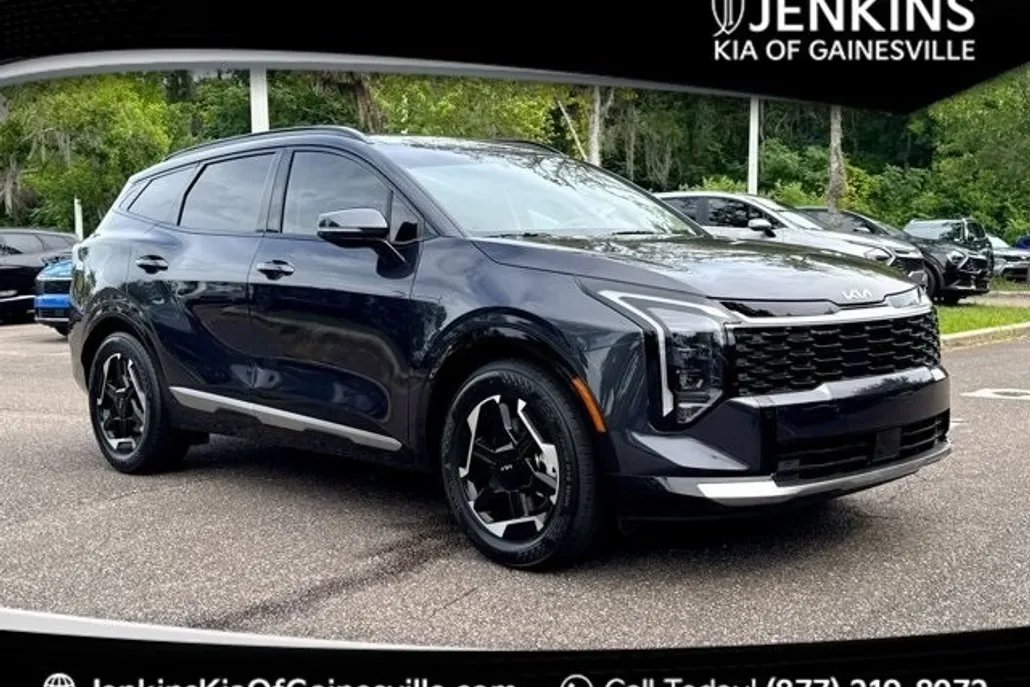 2026 Kia Sportage SX photo 1