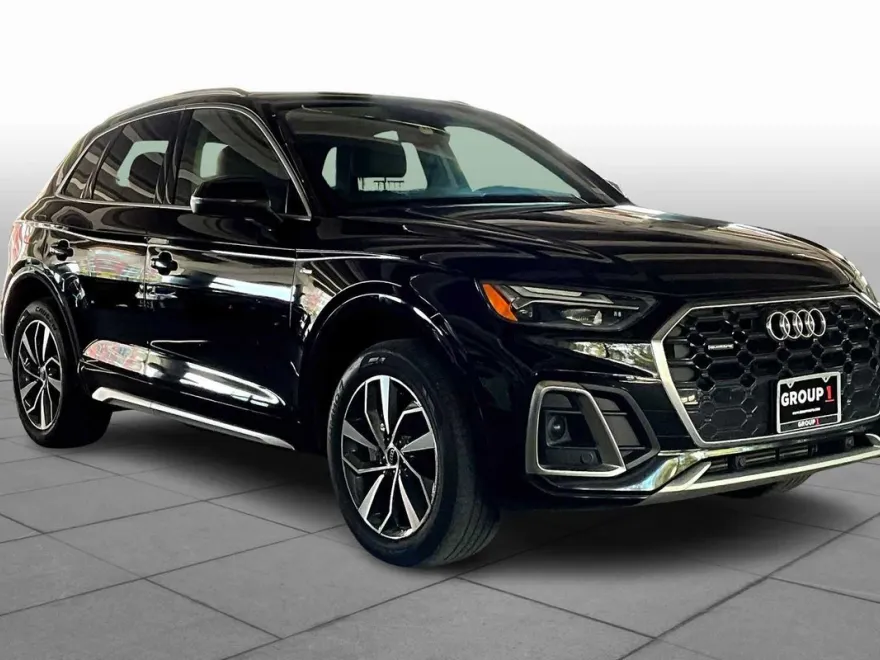 2022 Audi Q5 S line Premium photo 1
