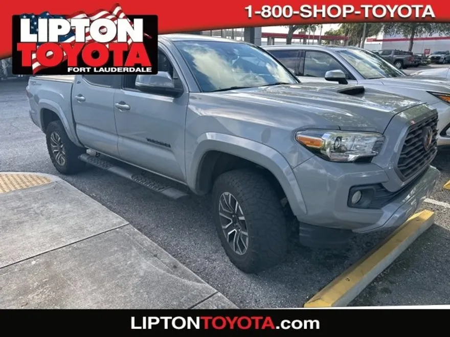 2021 Toyota Tacoma SR5 photo 1