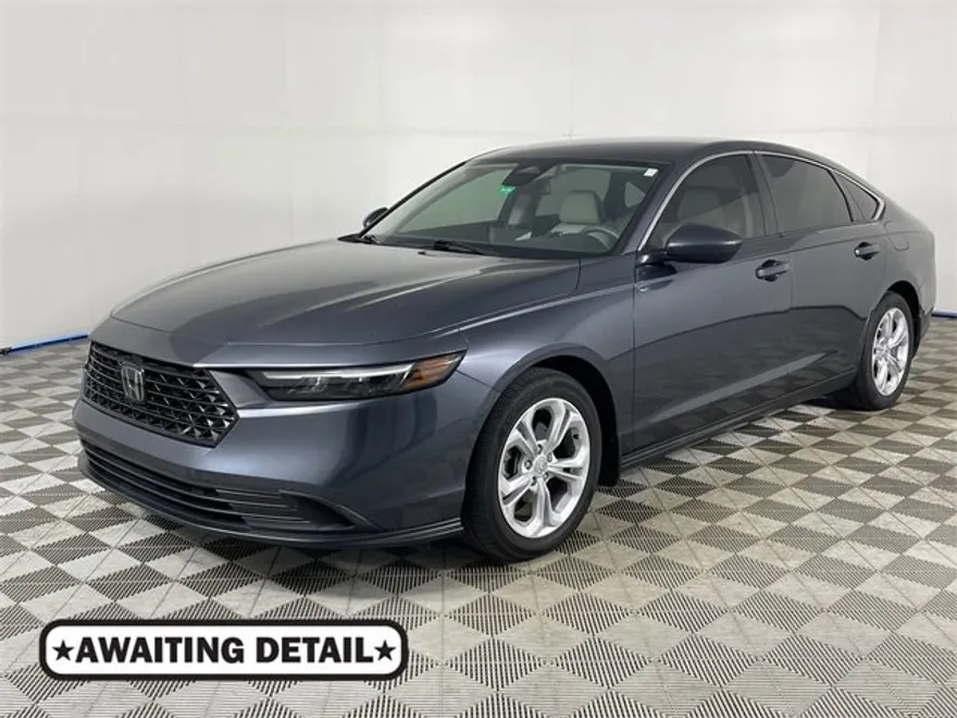 2023 Honda Accord LX photo 1
