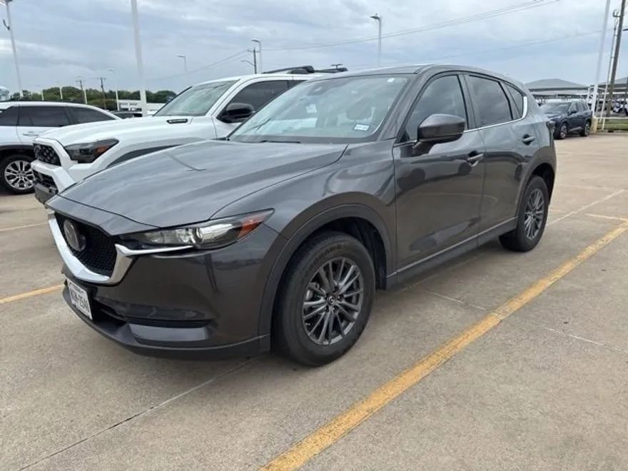 2019 Mazda CX-5 Touring photo 1