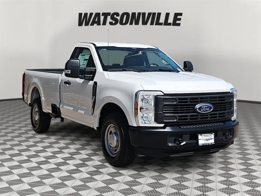 2025 Ford F-250 XL photo 1