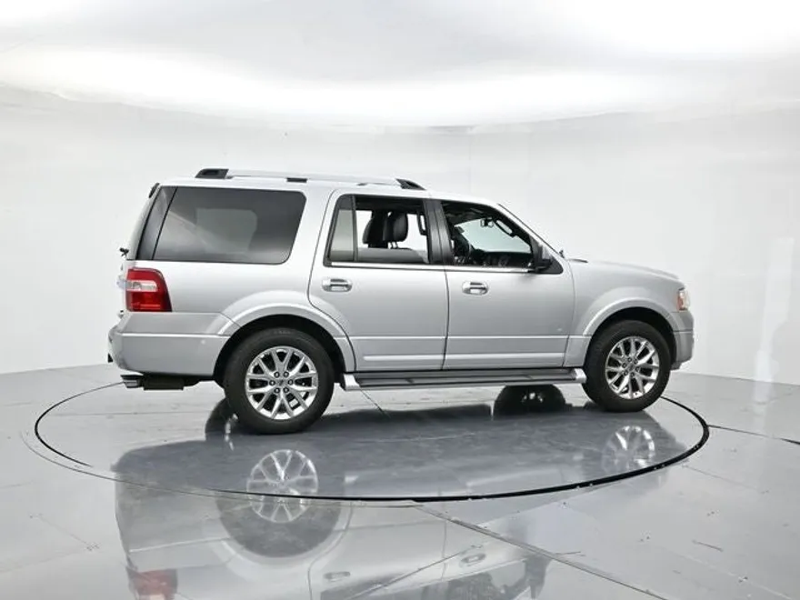 2017 Ford Expedition Limited photo 1