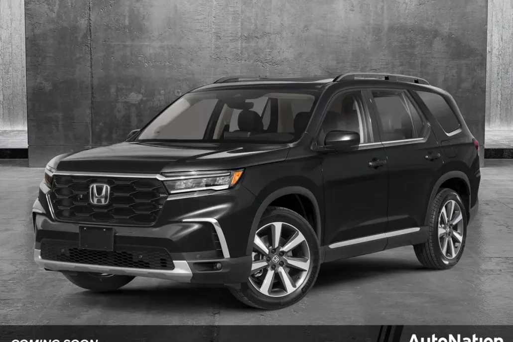 2025 Honda Pilot Touring photo 1