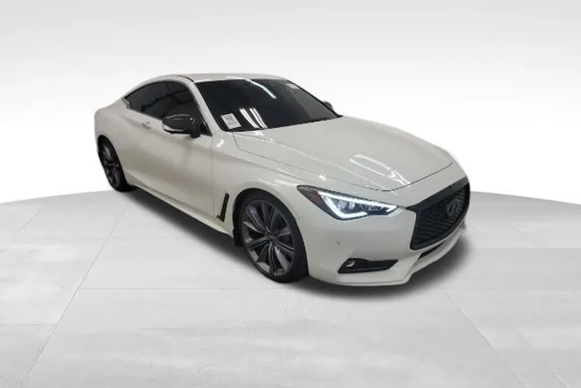 2022 Infiniti Q60 Red Sport 400 photo 1