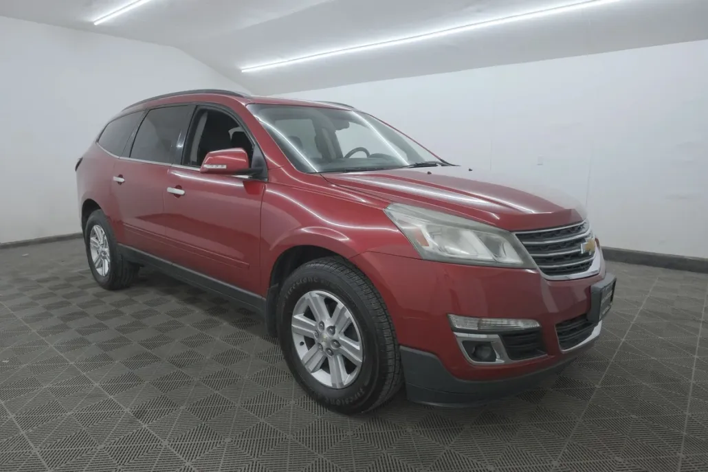 2014 Chevrolet Traverse 1LT photo 1