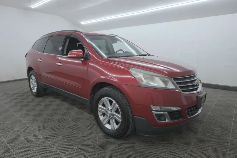 2014 Chevrolet Traverse 1LT photo 1