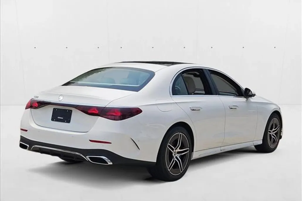 2026 Mercedes Benz E 350 Sedan photo 1