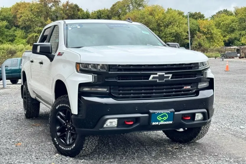 2019 Chevrolet Silverado 1500 LT Trail Boss photo 1