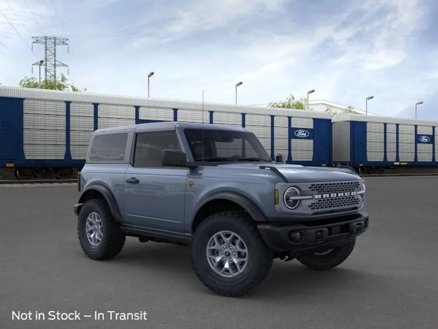 2025 Ford Bronco Badlands photo 1