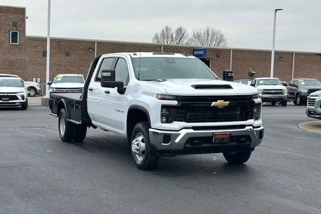 2025 Chevrolet Silverado 3500HD Work Truck photo 1