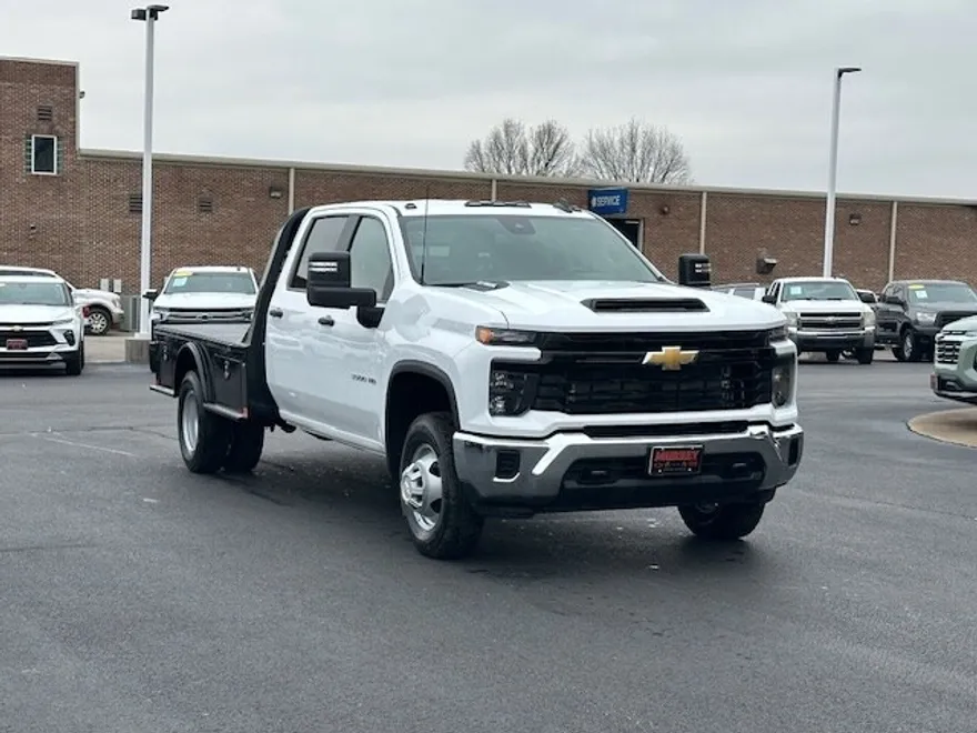 2025 Chevrolet Silverado 3500HD Work Truck photo 1
