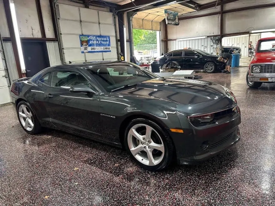 2015 Chevrolet Camaro Coupe photo 1