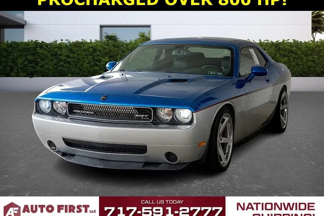 2009 Dodge Challenger SRT8 photo 1