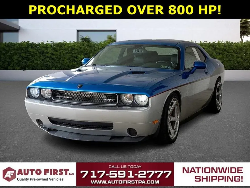 2009 Dodge Challenger SRT8 photo 1