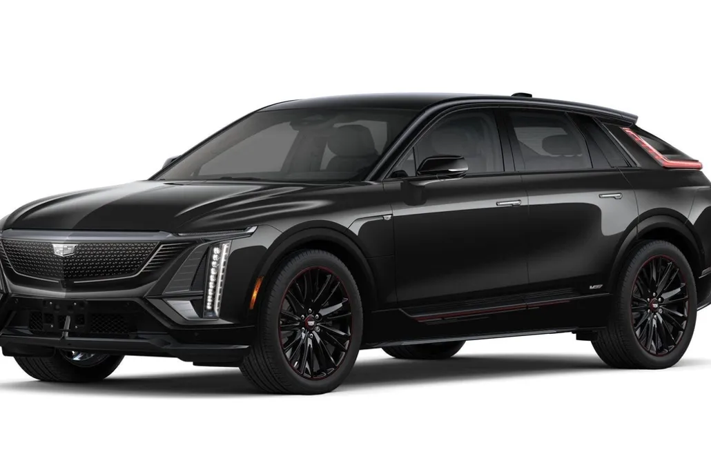 2026 Cadillac Lyriq photo 1