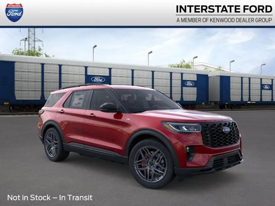 2025 Ford Explorer ST-Line photo 1