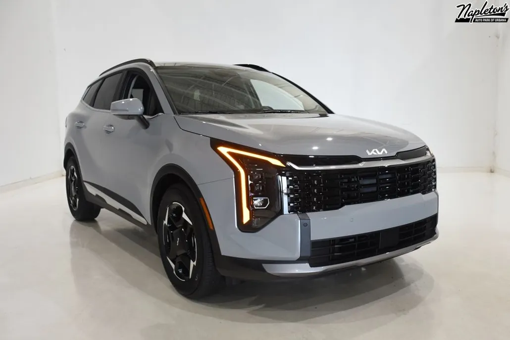 2026 Kia Sportage EX photo 1