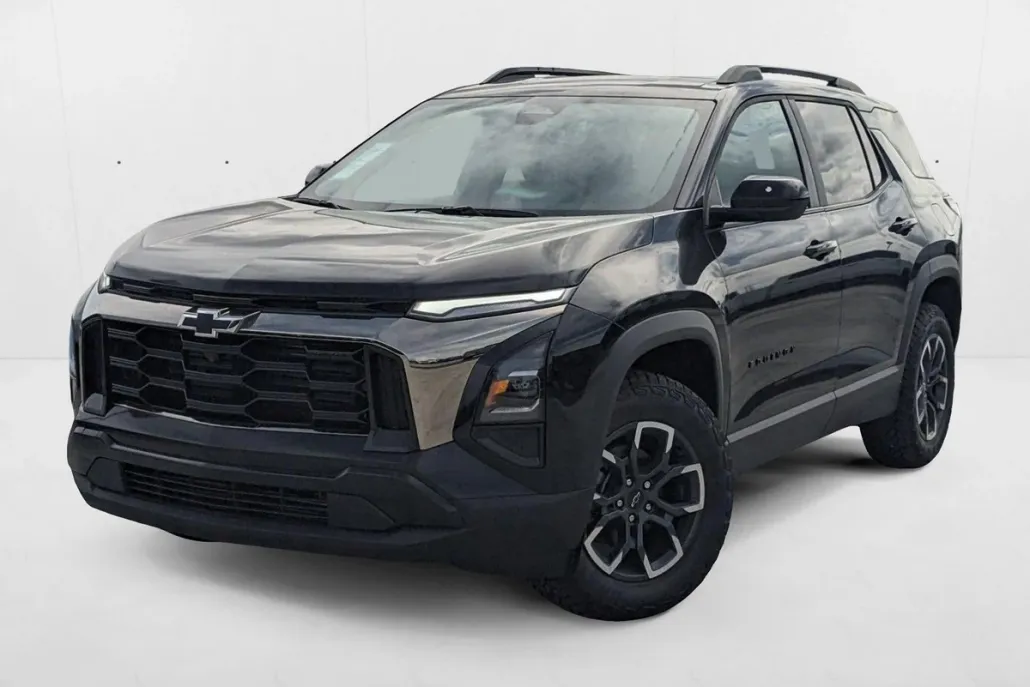2026 Chevrolet Equinox ACTIV photo 1