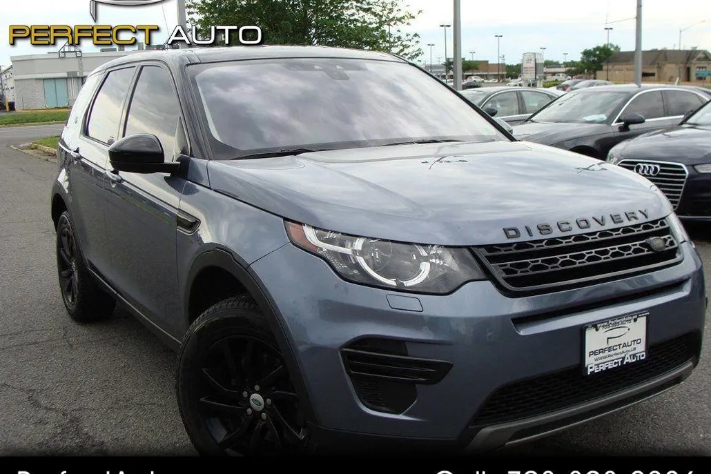 2018 Land Rover Discovery Sport SE photo 1
