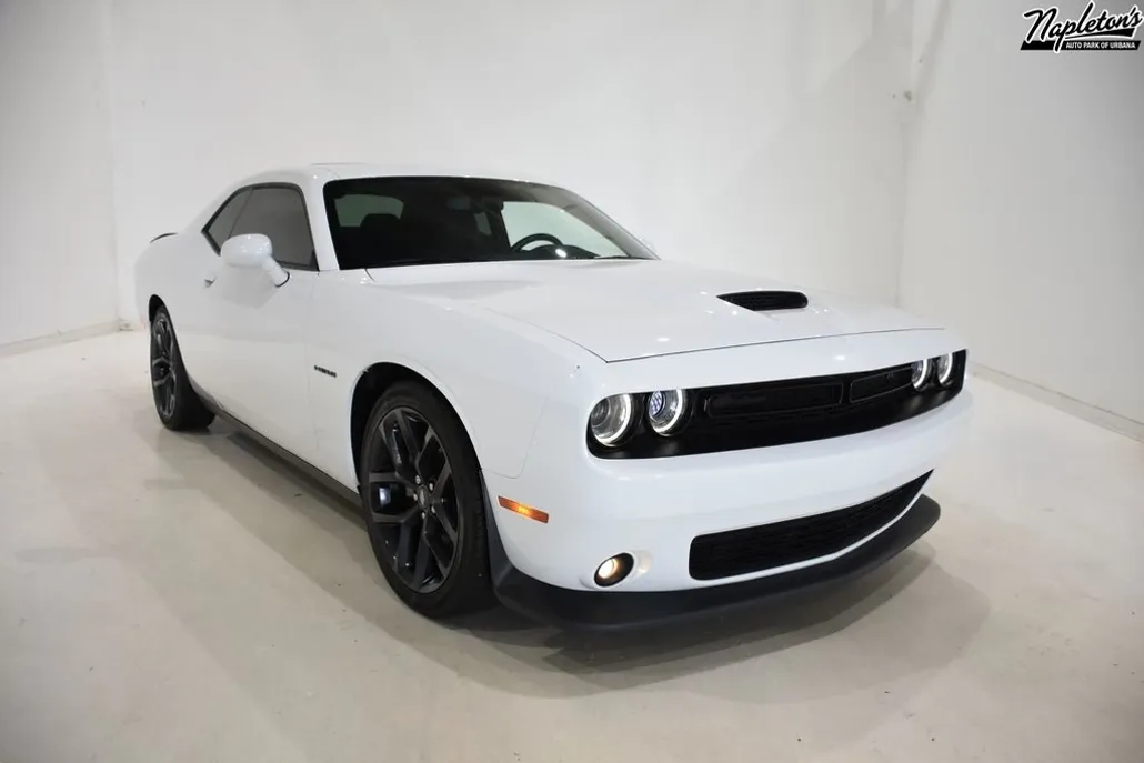 2022 Dodge Challenger R/T photo 1