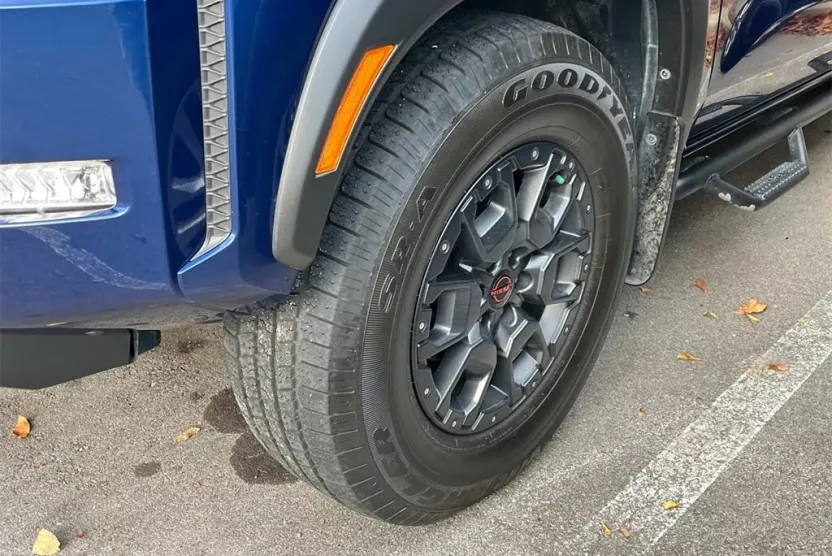 2022 Nissan Frontier PRO-4X photo 1