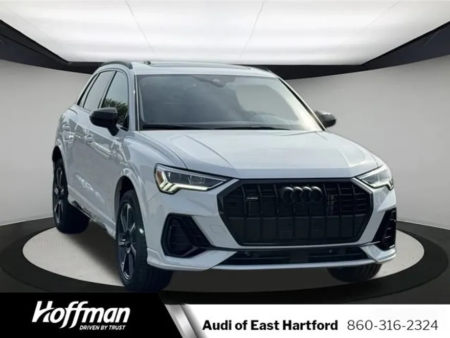 2025 Audi Q3 45 TFSI S line Premium Plus photo 1
