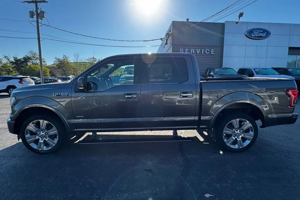 2017 Ford F-150 Limited photo 1