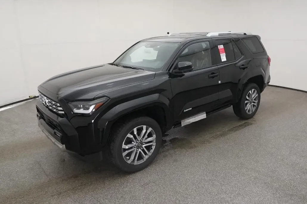 2025 Toyota 4Runner Limited photo 1