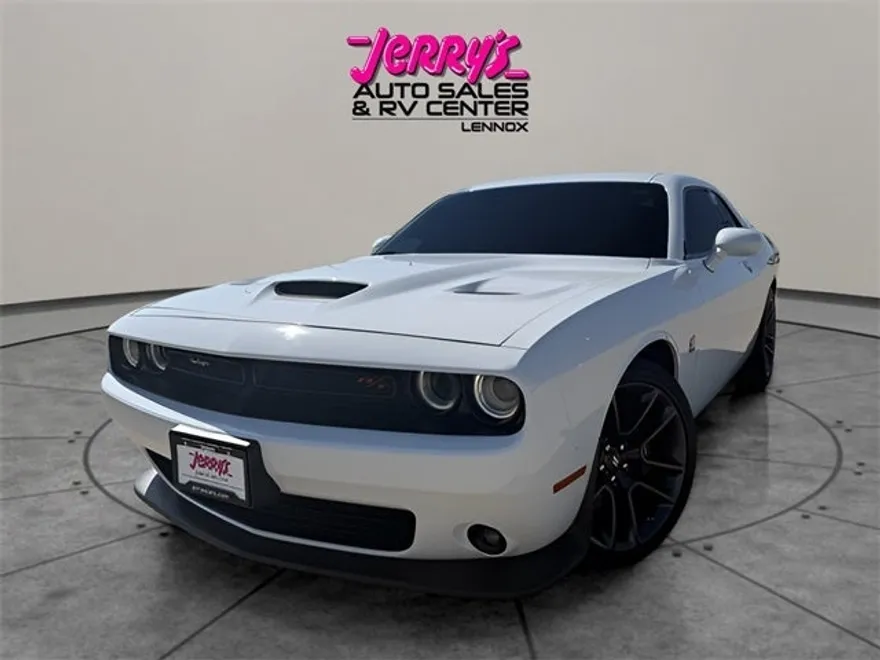 2021 Dodge Challenger R/T Scat Pack photo 1