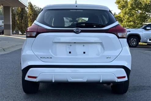 2024 Nissan Kicks SV photo 3