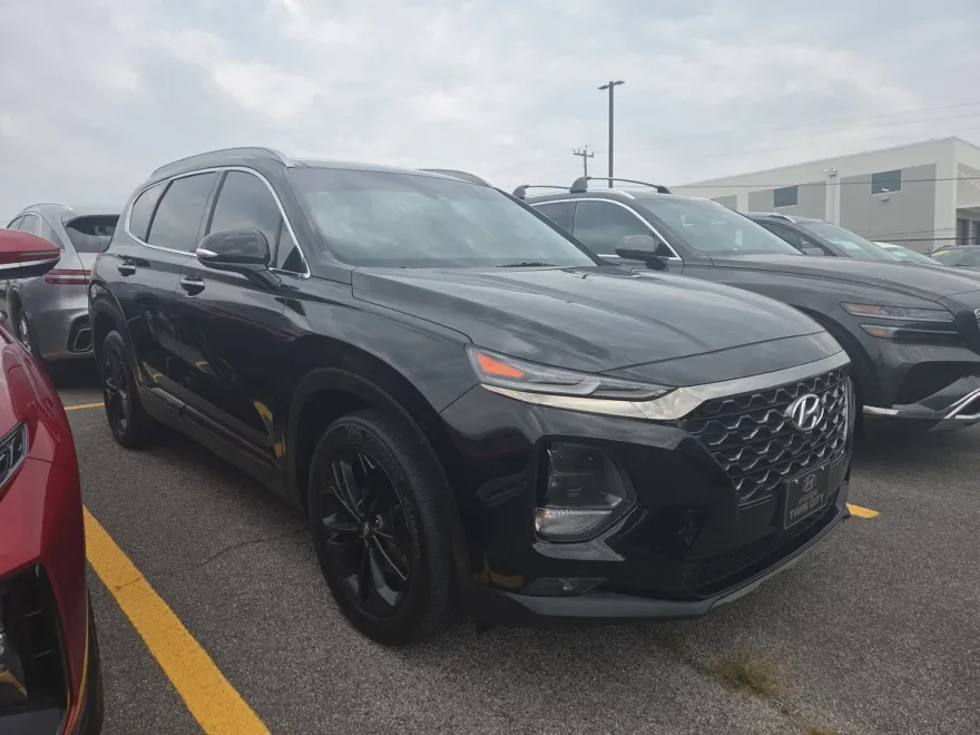2019 Hyundai Santa Fe Ultimate photo 1