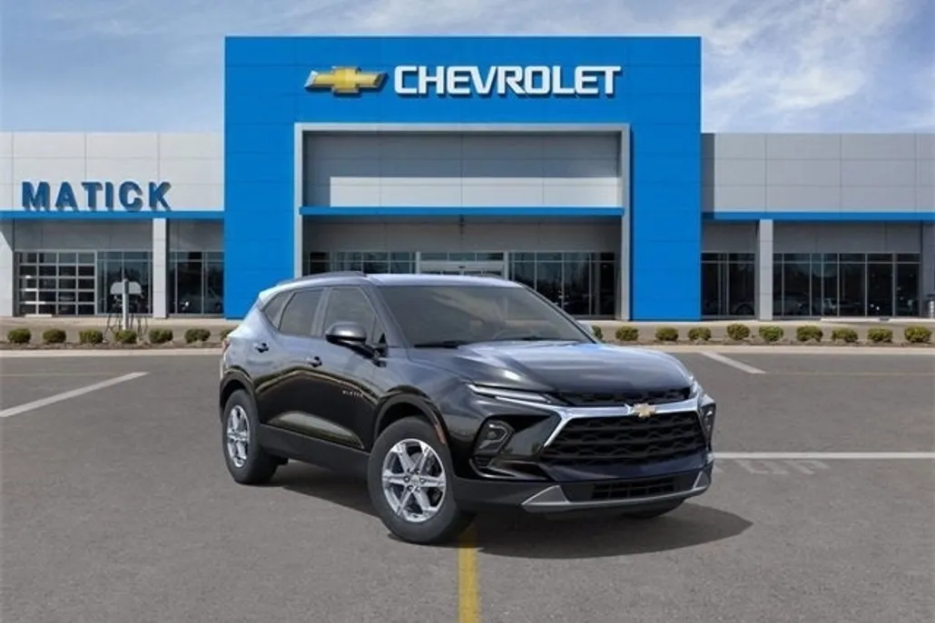 2025 Chevrolet Blazer 2LT photo 1