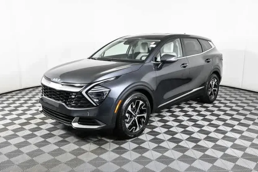 2024 Kia Sportage EX photo 1