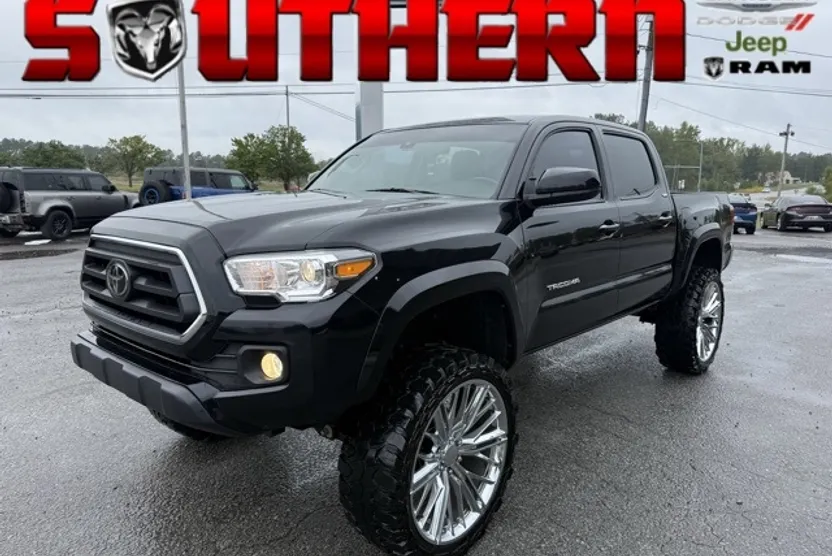 2022 Toyota Tacoma SR5 photo 1