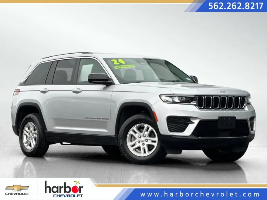 2024 Jeep Grand Cherokee Laredo photo 1