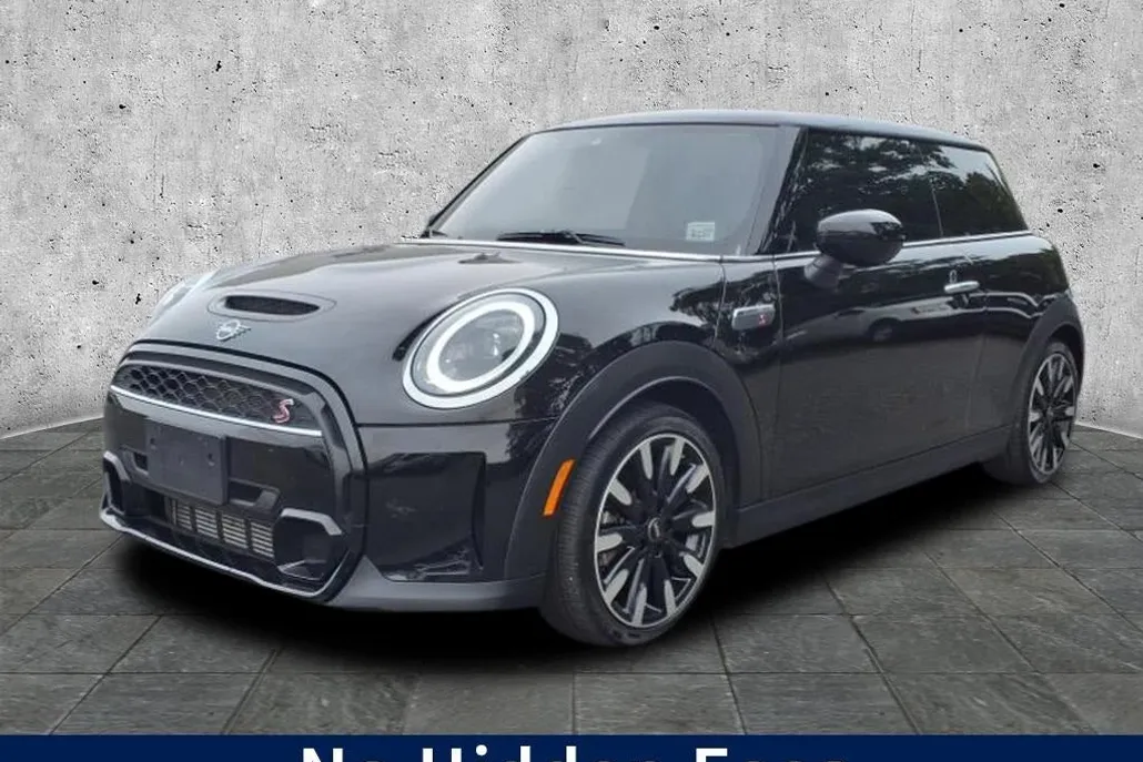 2022 Mini Cooper 2 Door Hardtop S photo 1