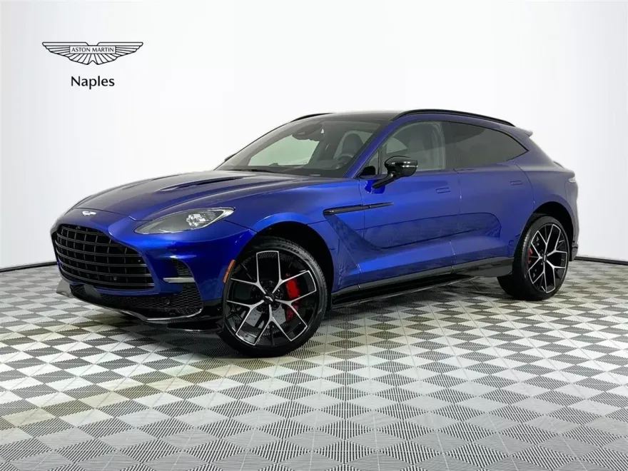 2025 Aston Martin DBX photo 1